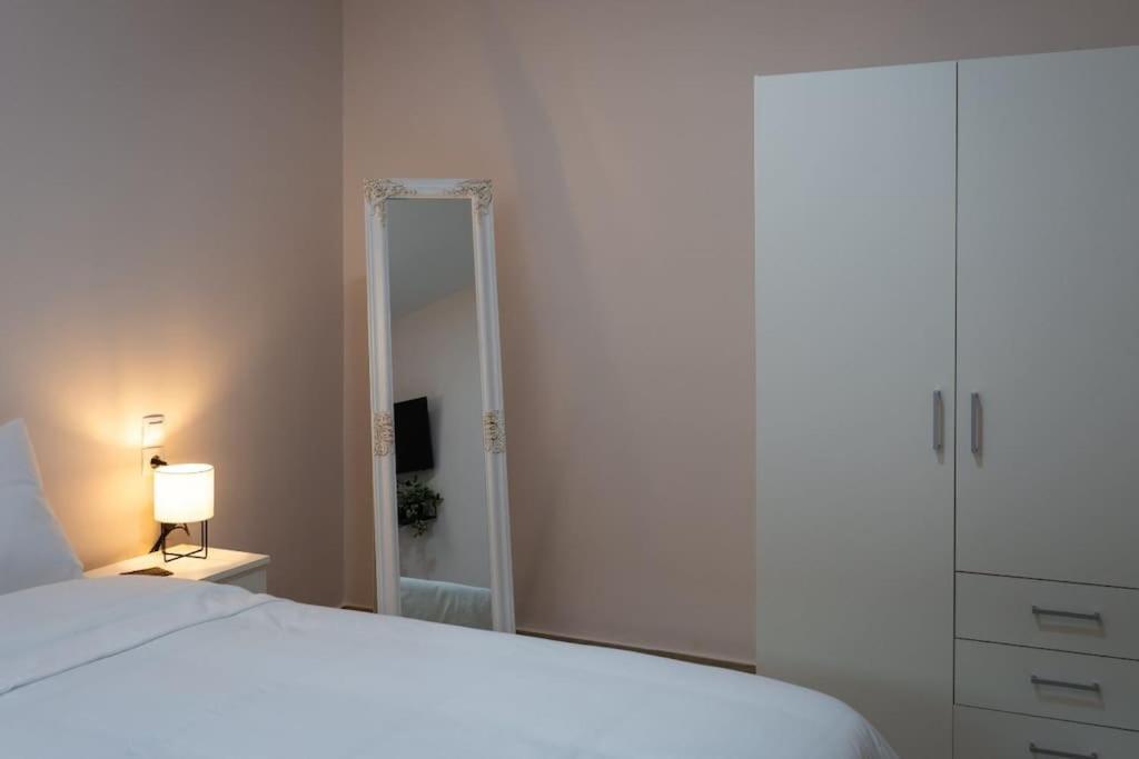 House33 Apartment Калампака Екстериор снимка